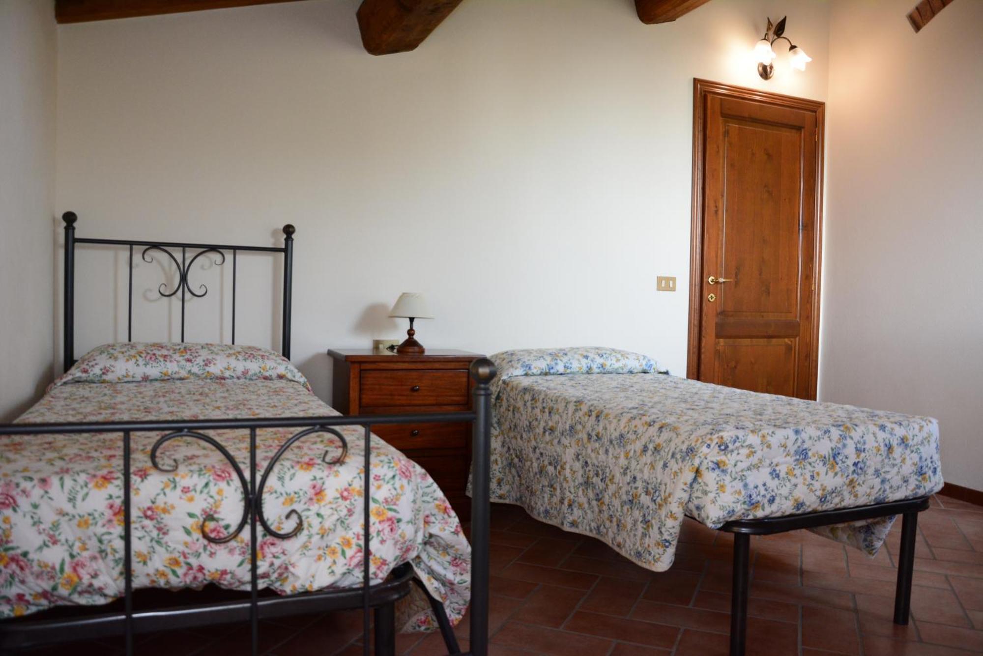 Agriturismo Podere Casalone Limite Kültér fotó